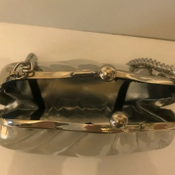 REAL SILVER VINTAGE SAKS FIFTH AVENUE PURSE BAG! - Picture 5 of 10